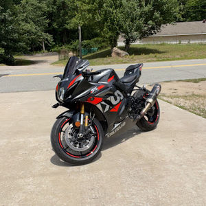 Meet your Posher, Nikolas